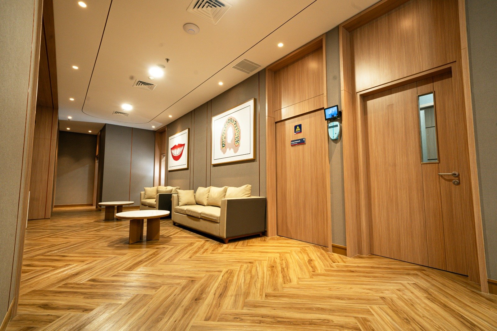 Thumbnail Image 3